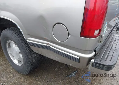 1999 Chevrolet Suburban 1500 Lt from USA, damaged, VIN 1GNFK16R6XJ493114